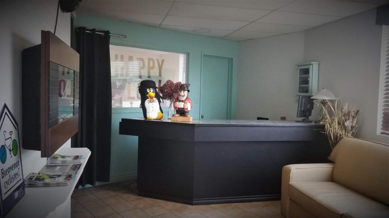 Auberge Happy Logis Lac-Etchemin Екстериор снимка